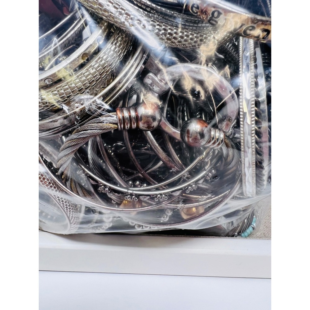 Vintage & Modern Silver Tone Mixed Metal Wearable Bracelet Jewelry Lot 3lbs - Picture 3 of 16